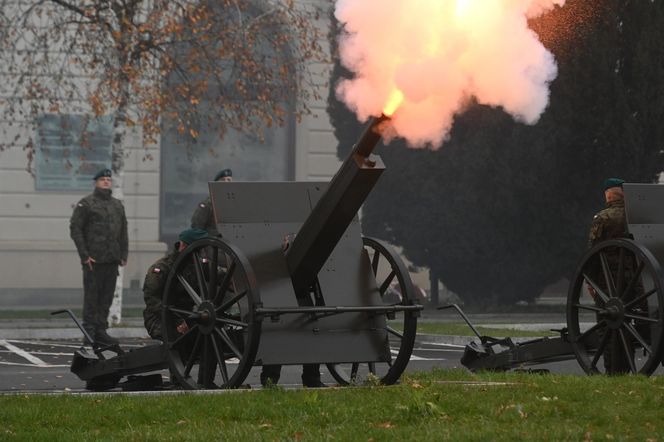 Narodowe Święto Niepodległości 2025 - uroczystość przed Grobem Nieznanego Żołnierza