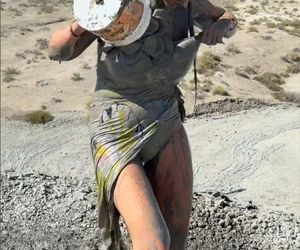 Maja Rutkowski zażywa błotnego SPA