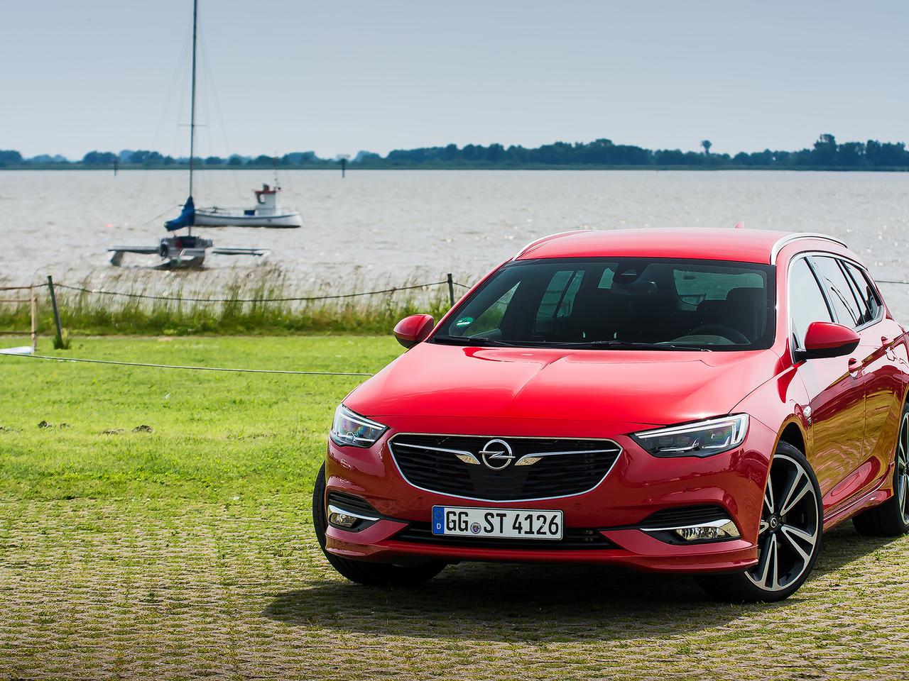 Opel Insignia Sports Tourer OPC Line 2.0 Turbo 260 KM AWD AT