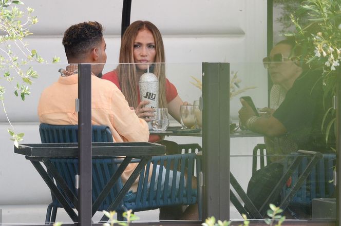 Jennifer Lopez na zakupach
