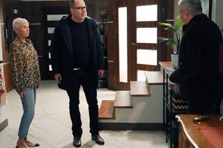 Barwy szczęścia, odcinek 3182: Krystyna (Hanna Bieluszko), Marek (Marcin Perchuć), Krzysztof Jaworski (Jacek Kałucki) 