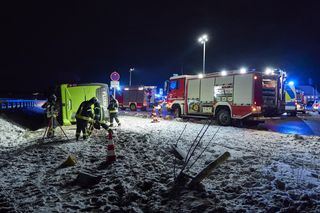 Wypadek polskiego autobusu w Niemczech. Dwie osoby nie żyją, wiele jest rannych