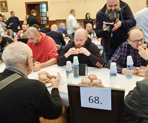 XVII Mistrzostwa Poznania w jedzeniu pączków na czas