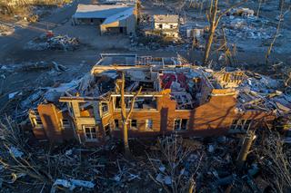 Tak najgorsze tornado w dziejach zniszczyło USA! Szokujące zdjęcia