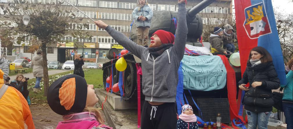Gliwice: Protest w obronie czołgu T 34