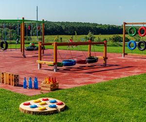Pod Poznaniem powstał plac zabaw na wysypisku śmieci. W najbliższy weekend dzieci przywitają tam wakacje [ZDJĘCIA]