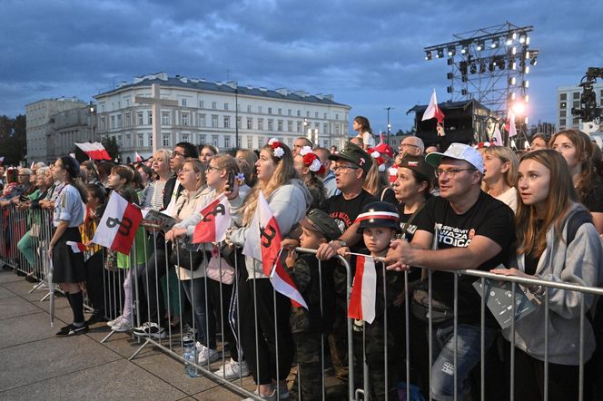 Warszawiacy śpiewają (nie)zakazane piosenki 2025