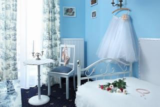 Modny wystrój sypialni : pokój romantyczny