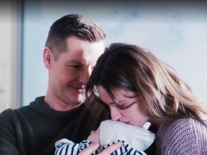 M jak miłość, odcinek 1868: Paweł (Rafał Mroczek), Franka (Dominika Kachlik), syn Antoni Lucjan