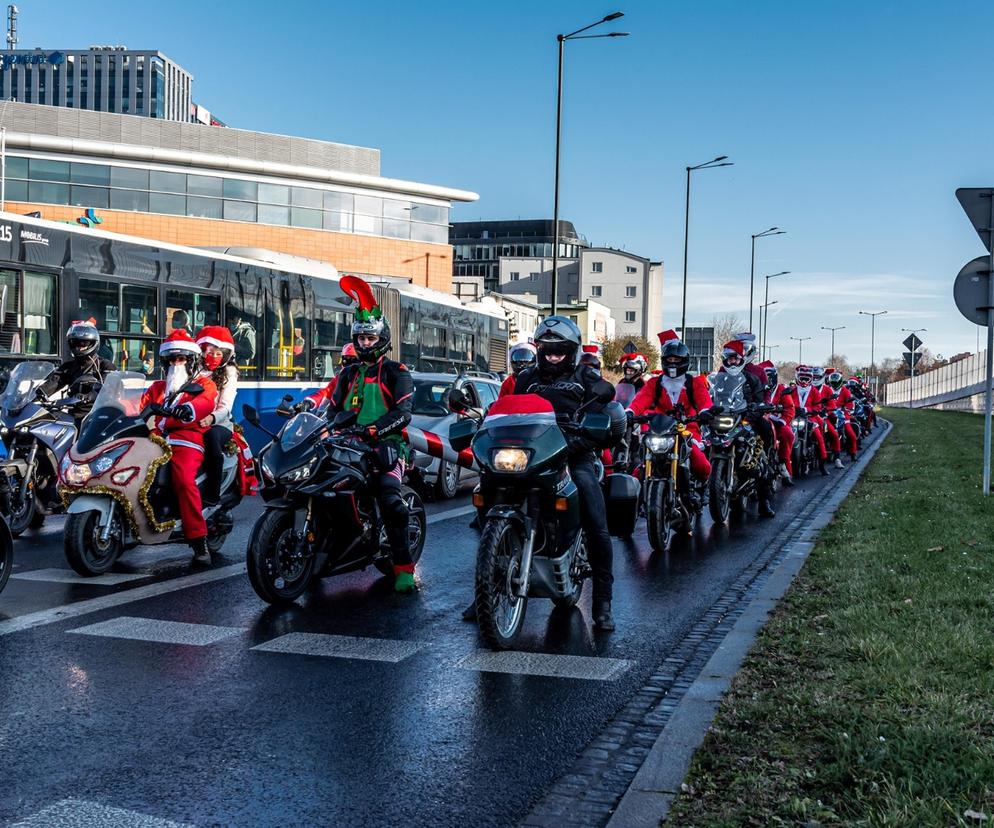 Motocyklowa parada Mikołajów