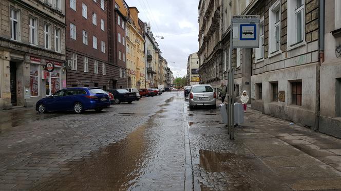 Awaria wodociągowa na Komuny Paryskiej