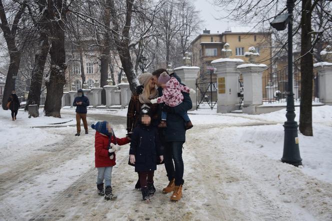 Ulepił bałwana i wycałował żonę