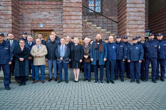 Oto 12 nowych wozów policyjnych. Zobacz, czym będą jeździć wrocławscy funkcjonariusze!