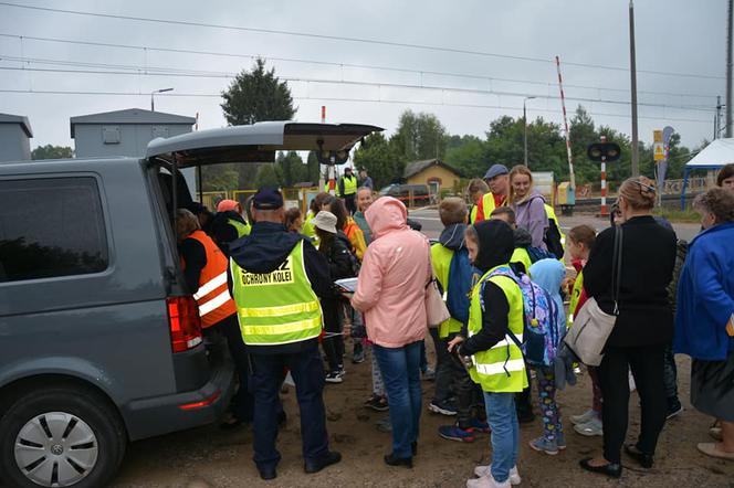 Akcja profilaktyczna "Bezpieczny przejazd" w Koszewnicy w gminie Kotuń w 2021 roku