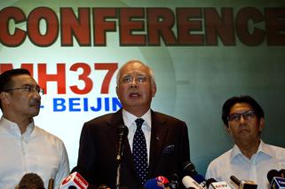 Premier Malezji o zaginionym samolocie: Pilot samolotu wiedział co robi! Porwał 239 pasażerów dla złota?