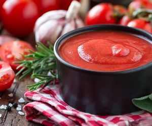 Passata pomidorowa - dlaczego warto ją jeść?