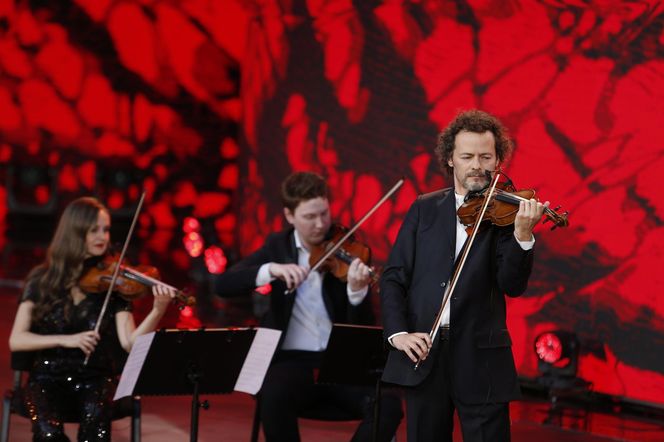 Ostatni dzień festiwalu w Opolu z plejadą gwiazd. Edyta Górniak, Majka Jeżowska i Ralph Kaminski uświetnili wydarzenie