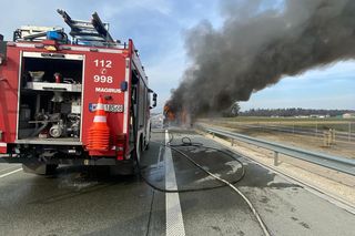 Pożar autokaru na autostradzie A2. Dzieci jechały nim na wycieczkę do Warszawy