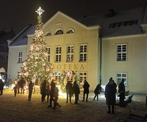 Tłumy mieszkańców na Starym Mieście w Olsztynie. Tak bawili się na wydarzeniu Święta. Dobrze was widzieć