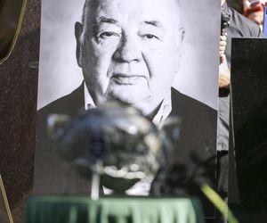 Pogrzeb Stanisława Soyki. Muzyka żegnają tłumy