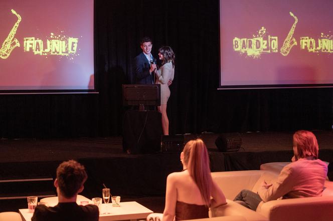 Barwy szczęścia, odcinek 2717: Agata (Natalia Zambrzycka), Justin (Jasper Sołtysiewicz)	