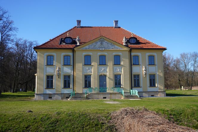 TOP 5 zamków i pałaców w Podlaskiem
