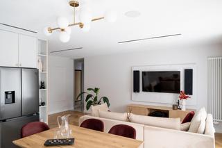 Nowoczesne mieszkanie w modnych beżach