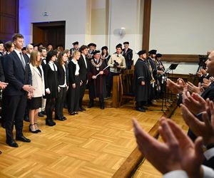 Prezydent Karol Nawrocki zadeklarował w Gdańsku, że priorytetem jest dla niego rozwój polskich technologii obronnych XXI wieku. Zapowiedział utworzenie Departamentu Technologii Przełomowych w Biurze Bezpieczeństwa Narodowego.