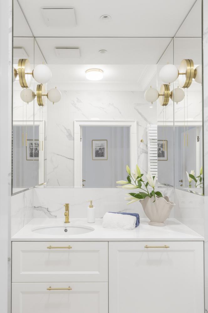 Pomysłowe oświetlenie w łazience - efekt zdublowany