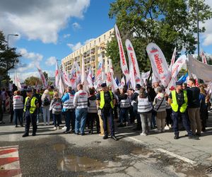 Związkowcy z BEKO protestowali przed ambasadą Turcji 