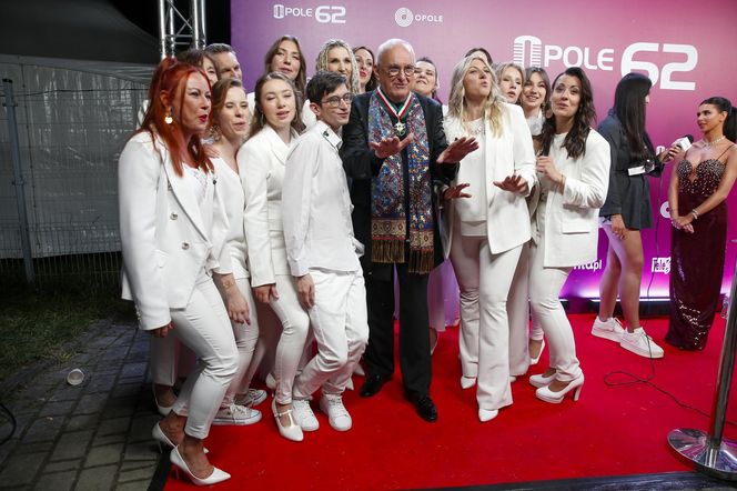 Jacek Cygan nie czuje się seniorem. "Ja w ogóle nie czuję, że jestem starszym człowiekiem"