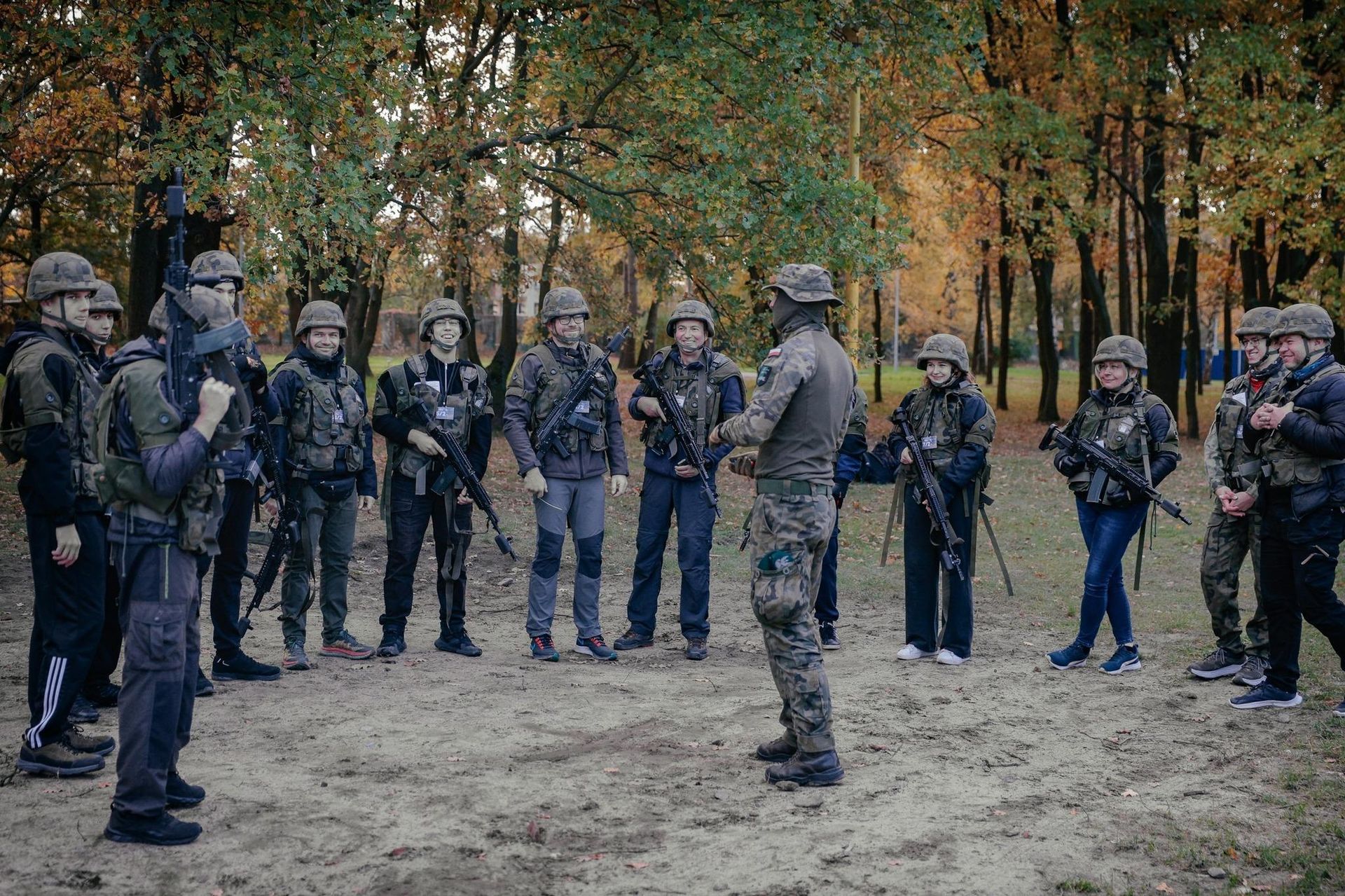 "wGotowości": 10 tysięcy zgłoszeń w tydzień. Cyberhigiena hitem, a na kursy przetrwania ograniczona liczba miejsc