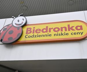 Biedronka wydłuża godziny otwarcia!