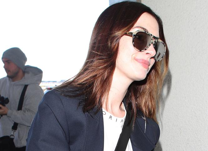 Anne Hathaway - Hotplota.pl