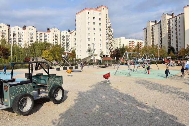 Urząd Dzielnicy Praga-Południe zamyka place zabaw