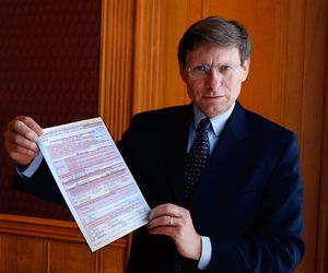 AI wybrała 5 najlepszych polityków w Polsce ostatnich 30 lat!