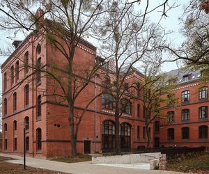 Przebudowany Klasztor we Wrocławiu zyskał funkcje hotelowe. Tu stare jest stare, a nowe jest skromne