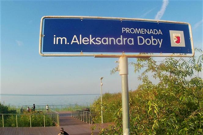 W Trzebieży stanął pomnik Aleksandra Doby