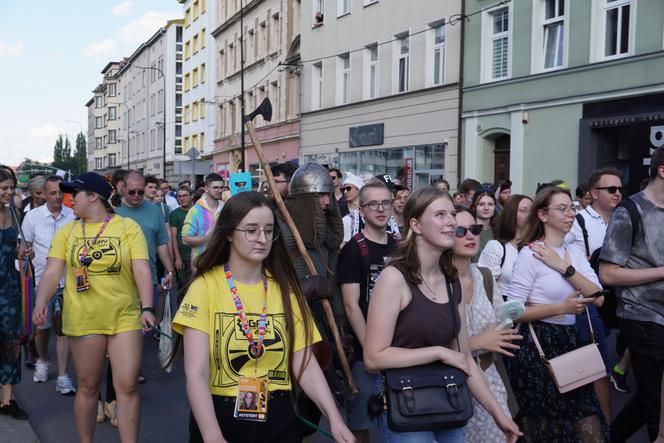 Igry 2024. Barwny korowód studentów przeszedł ulicami Gliwic