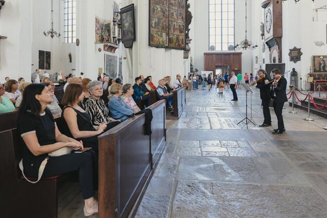 Koncert ku pamięci Pawła Adamowicza. Niezapomniany duet w Bazylice Mariackiej 