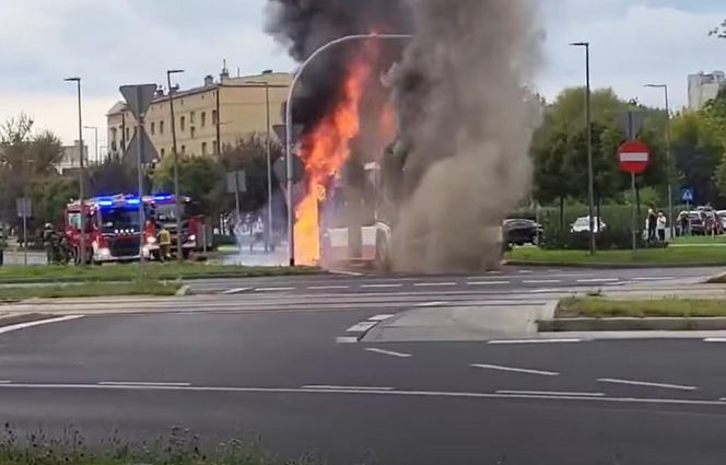 Pożar autobusu w Dąbrowie Górniczej