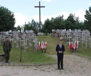 Premier uczestniczył w obchodach 77 rocznicy obławy augustowskiej