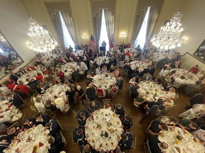 Śniadanie przed 88. Paradą Pułaskiego