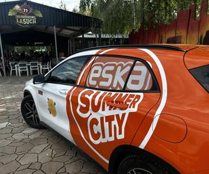 Pomarańczowa eskipa Eska Summer City bawi się z wami na Farmie Iluzji!