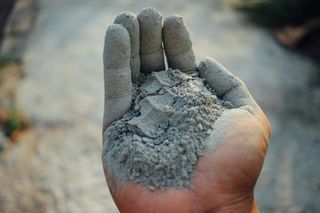 Czy wystarczy nam betonu na Tarczę Wschód i elektrownię jądrową? Branża skarży się na konkurencję z Ukrainy