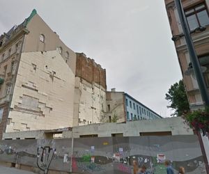 Znika dziura przy Piotrkowskiej 58. W jej miejscu powstanie Kamienica Konesera