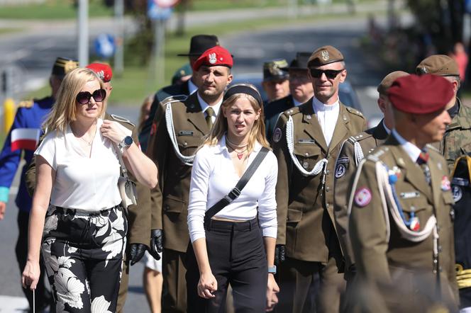 Defilada wojskowa w Katowicach i piknik. Wojewódzkie Obchody Święta Wojska Polskiego 2024