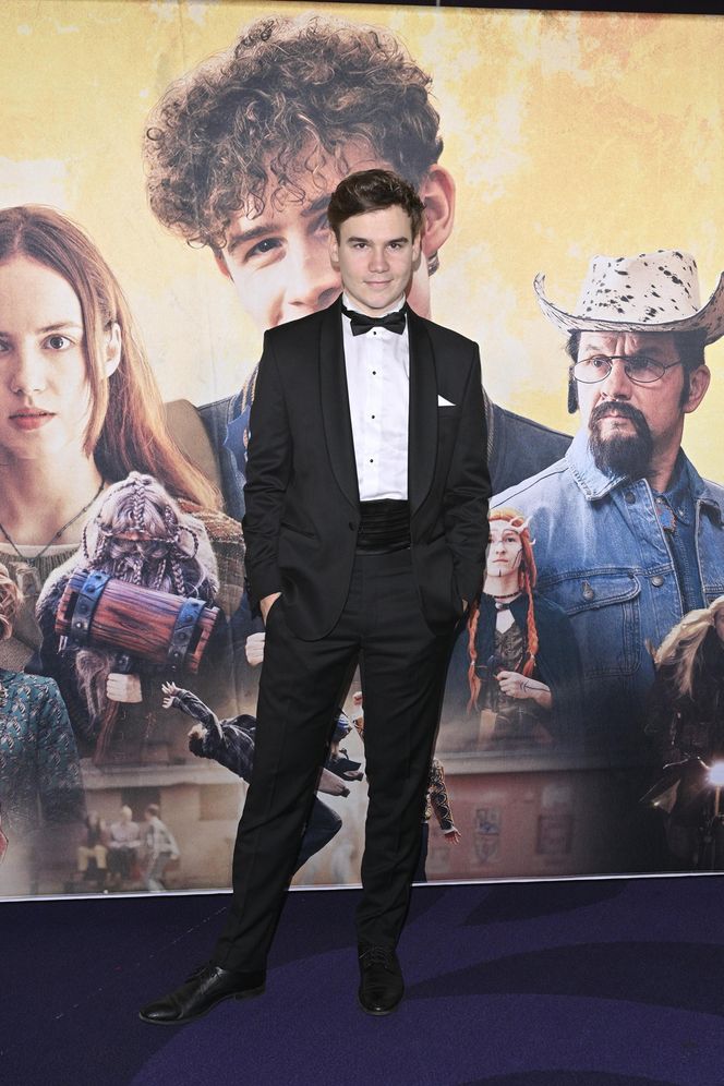 Premiera "LARP. Miłość, trolle i inne questy": Pawł Deląg z partnerką