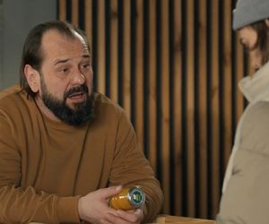 Barwy szczęścia, odcinek 3215. Borys (Jakub Wieczorek), Romeo (Jacek Tyszkiewicz)