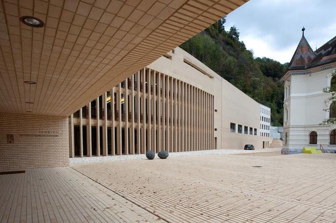  Parlament Krajowego Księstwa Liechtenstein. Autor: Hansjörg Göritz